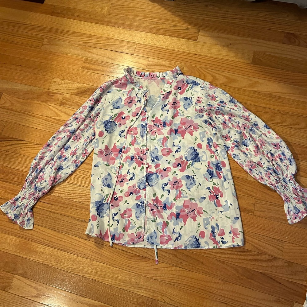 Women’s long sleeve blouse, size medium